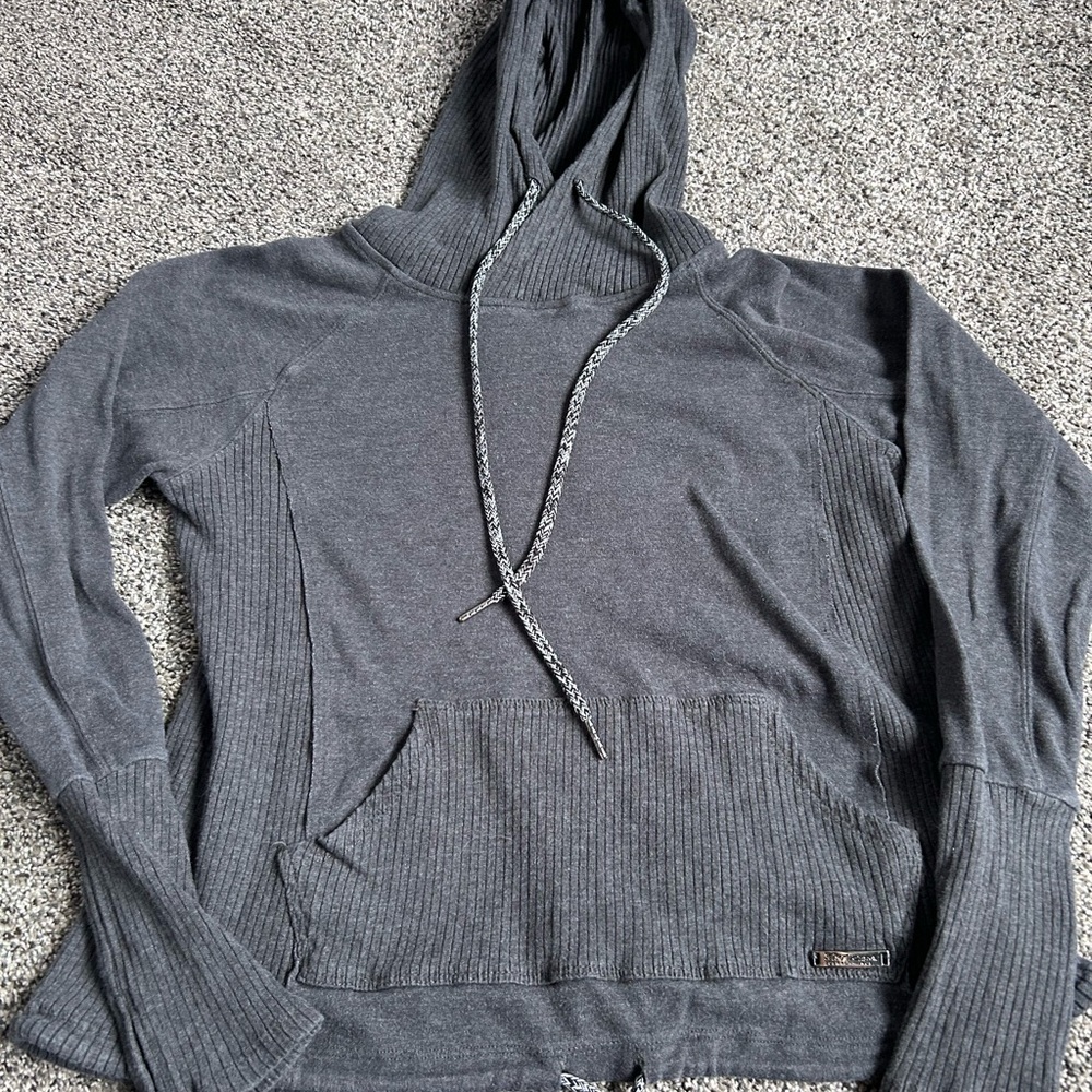 Betsy Johnson Performance Gray Hooded Pullover with Kangaroo Pocket & pull strin